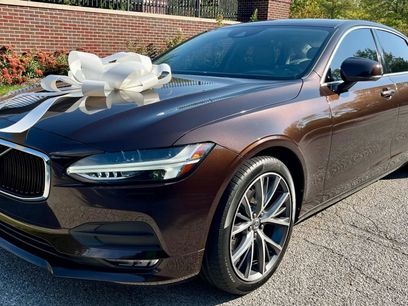 Used 2018 Volvo S90 T5 Momentum w/ Momentum Plus Package