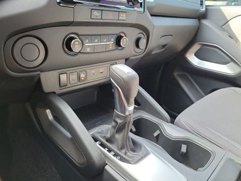 Certified 2024 Nissan Frontier SV w/ Technology Package RWD image 25