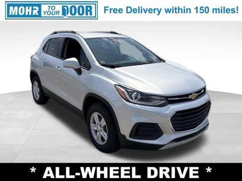Used 2022 Chevrolet Trax LT w/ Driver Confidence Package AWD/4WD image 8