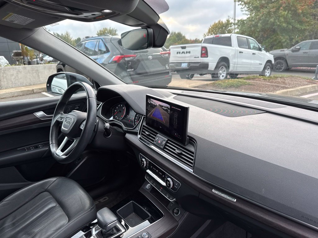 Used 2021 Audi Q5 2.0T Premium w/ Convenience Package AWD/4WD image 10