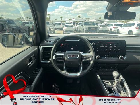 Used 2025 GMC Canyon Elevation image 13