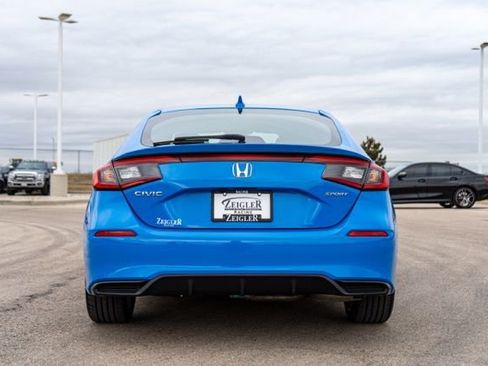 Used 2024 Honda Civic Sport image 6