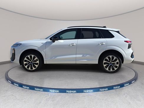 New 2026 Audi Q3 quattro 2.0T AWD/4WD image 8