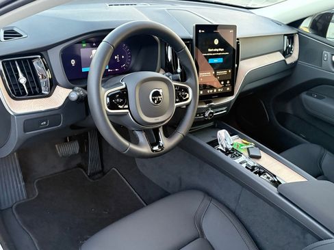 New 2026 Volvo XC60 B5 Core w/ Protection Package Premier image 13