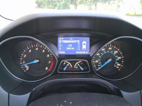 Used 2014 Ford Focus SE FWD image 15