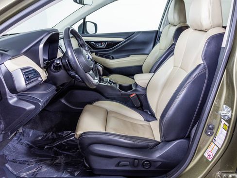 Used 2020 Subaru Outback Limited image 26