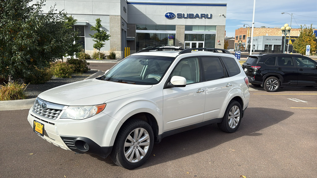 Used 2013 Subaru Forester 2.5X Premium AWD/4WD image 1