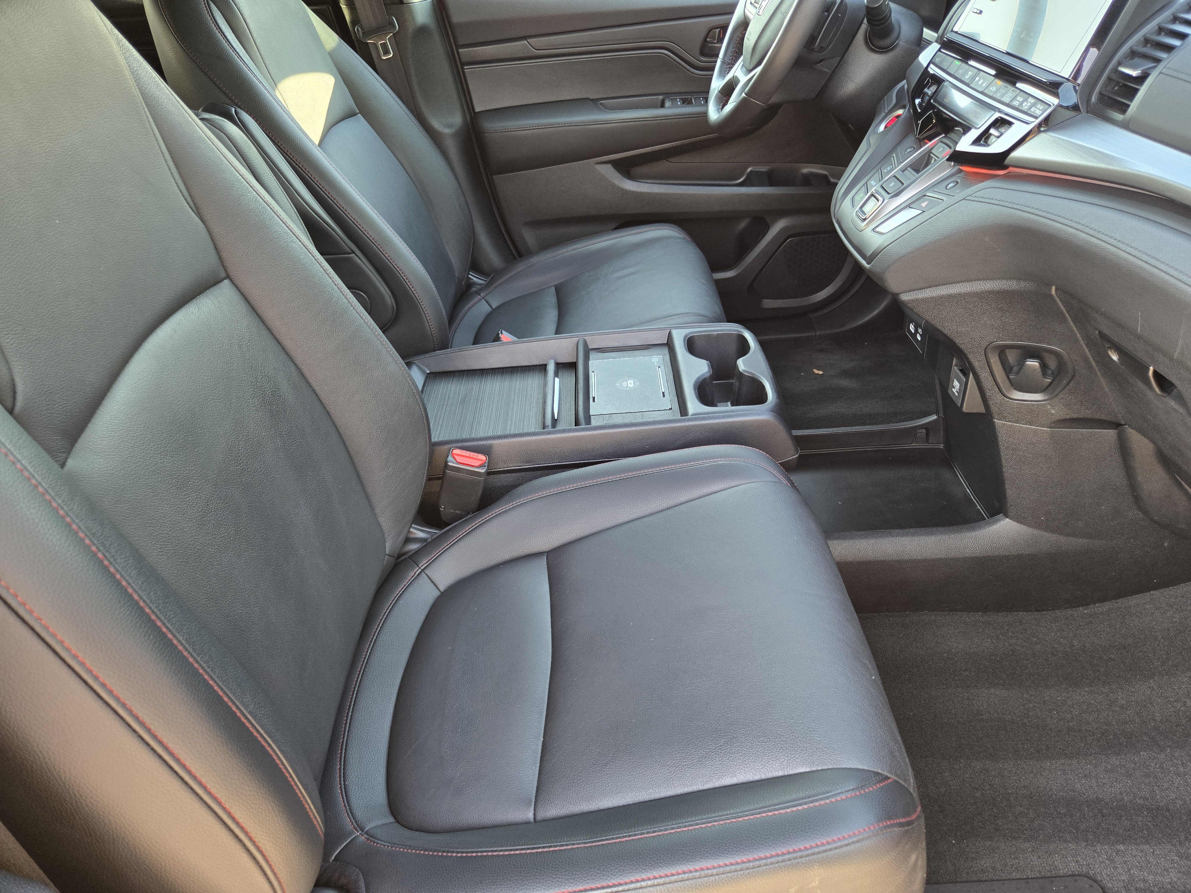Used 2025 Honda Odyssey Sport-L image 10