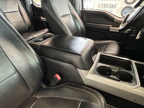 Used 2019 Ford F250 Lariat w/ Lariat Value Package AWD/4WD image 41