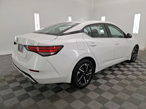 Used 2024 Nissan Sentra SV image 24