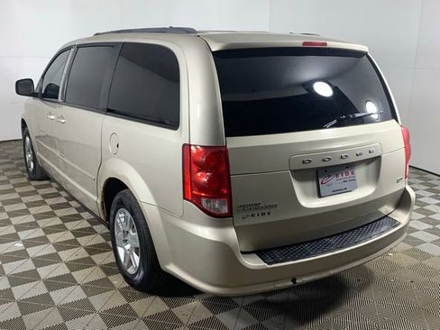 Used 2013 Dodge Grand Caravan SXT FWD image 7