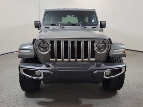 Used 2021 Jeep Wrangler Unlimited Sahara AWD/4WD image 2