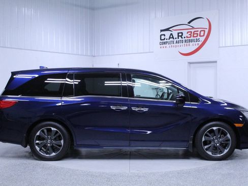 Used 2023 Honda Odyssey Elite image 7