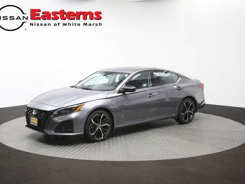 Used 2024 Nissan Altima 2.5 SR FWD image 50
