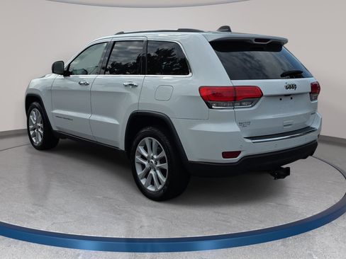 Used 2016 Jeep Grand Cherokee Limited w/ Luxury Group II RWD image 7
