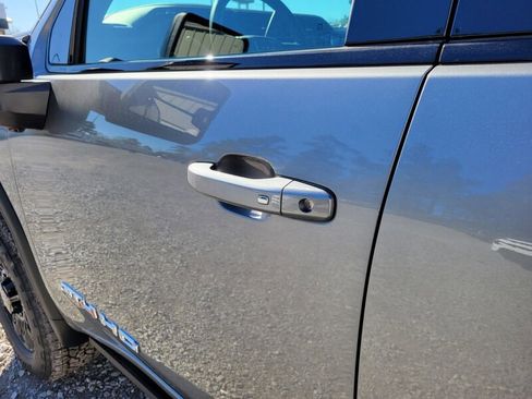 New 2026 GMC Sierra 2500 AT4 w/ AT4 Premium Plus Package image 8