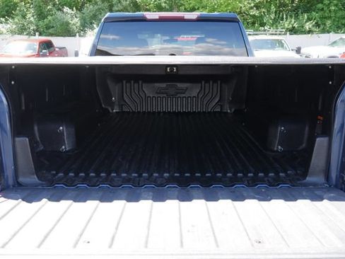 Used 2021 Chevrolet Silverado 1500 Custom Trail Boss AWD/4WD image 9