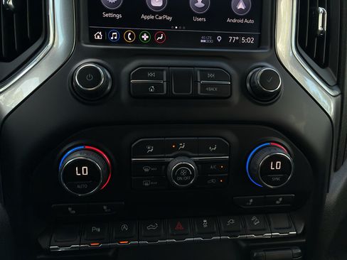 Used 2019 Chevrolet Silverado 1500 LT Trail Boss AWD/4WD image 35