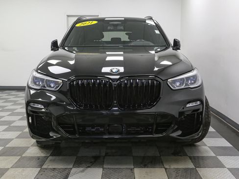Used 2021 BMW X5 xDrive40i w/ M Sport Package image 3