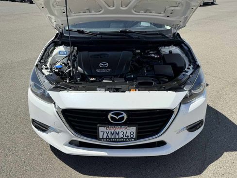Used 2017 MAZDA MAZDA3 Grand Touring FWD image 39