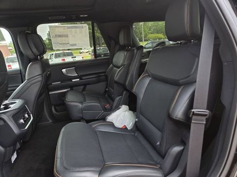 New 2026 Ford Expedition Tremor image 16
