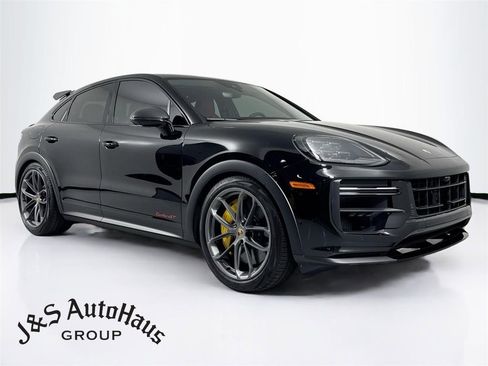 Used 2024 Porsche Cayenne Turbo GT AWD/4WD image 1