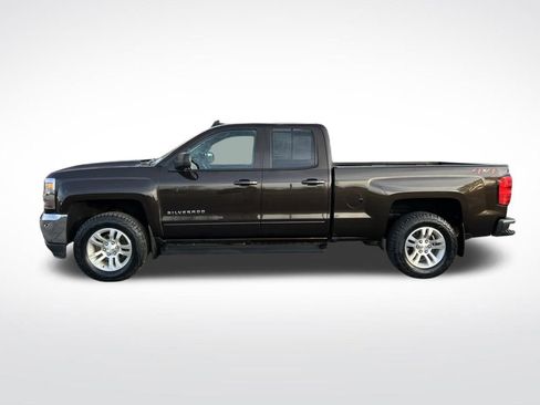 Used 2018 Chevrolet Silverado 1500 LT w/ All Star Edition image 15