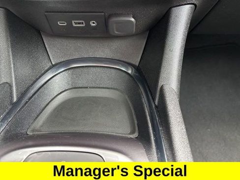 Used 2023 Chevrolet Malibu LT FWD image 26