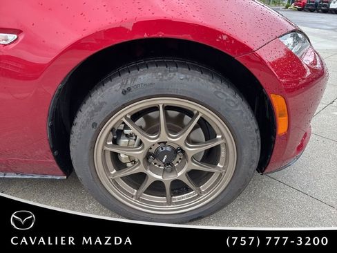 Used 2025 MAZDA MX-5 Miata RF Grand Touring w/ Weather Package RWD image 22