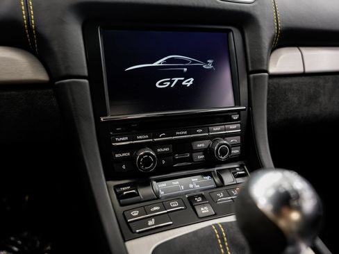 Used 2016 Porsche Cayman GT4 RWD image 13