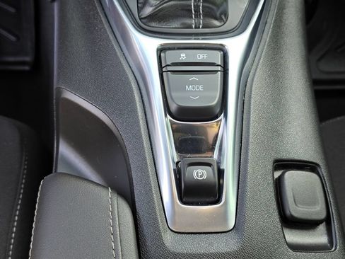 Used 2023 Chevrolet Camaro LT RWD image 24