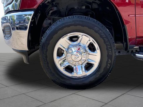 Used 2022 RAM 2500 Big Horn AWD/4WD image 11