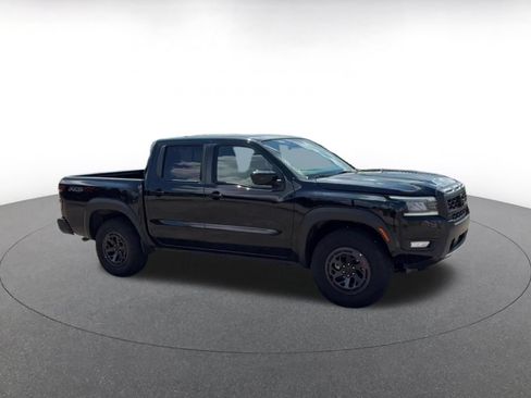 Used 2026 Nissan Frontier PRO-4X AWD/4WD image 2