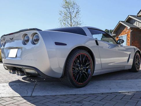 Used 2010 Chevrolet Corvette Coupe w/ 1LT image 8