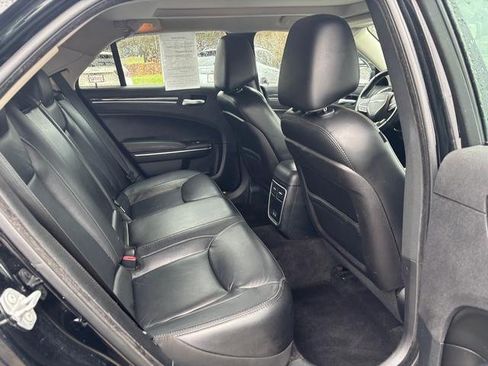 Used 2017 Chrysler 300 Touring w/ Value Package AWD/4WD image 13