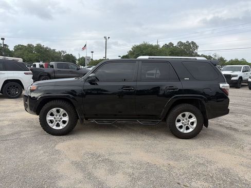 Used 2015 Toyota 4Runner SR5 RWD image 4