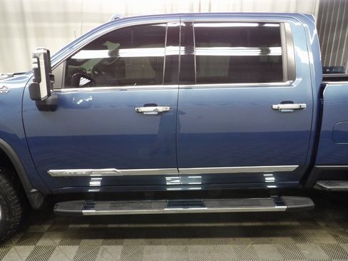 Used 2024 Chevrolet Silverado 2500 High Country image 45