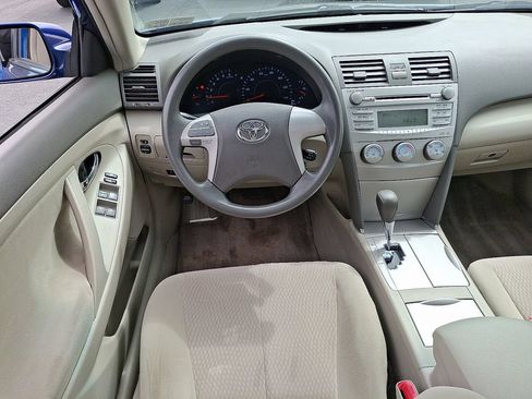 Used 2010 Toyota Camry FWD image 13