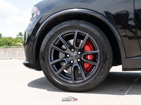 Used 2018 Dodge Durango SRT w/ Technology Group AWD/4WD image 10