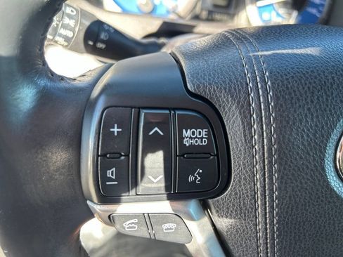 Used 2017 Toyota Sienna Limited Premium AWD/4WD image 21