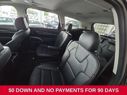 Used 2025 Kia Telluride S FWD image 10