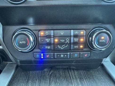 Used 2020 Ford F250 Lariat w/ Lariat Ultimate Package AWD/4WD image 24