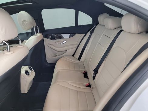 Used 2018 Mercedes-Benz C 300 4MATIC Sedan image 14