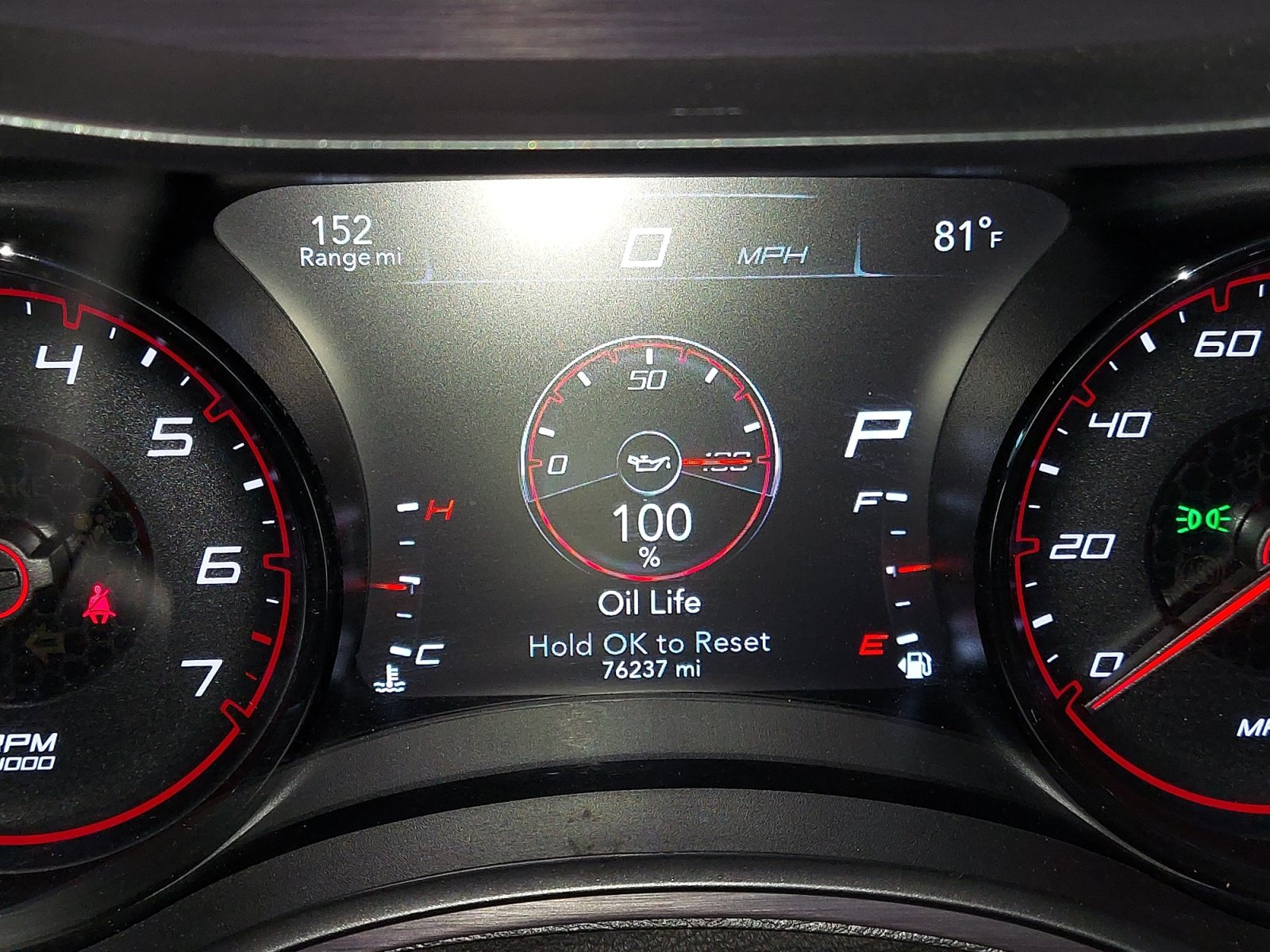 Used 2018 Dodge Charger GT w/ Navigation & Travel Group AWD/4WD image 2