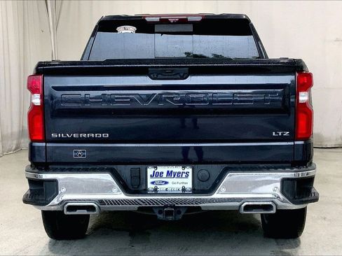 Used 2022 Chevrolet Silverado 1500 LTZ w/ LTZ Premium Texas Edition AWD/4WD image 4