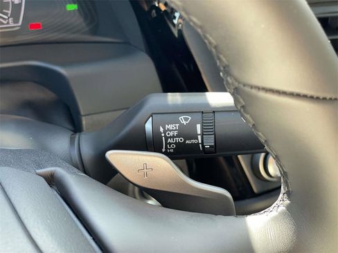 Used 2024 Lexus ES 350 w/ Premium Package image 11