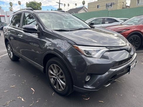 Used 2017 Toyota RAV4 Platinum w/ All Weather Liner Package FWD image 6