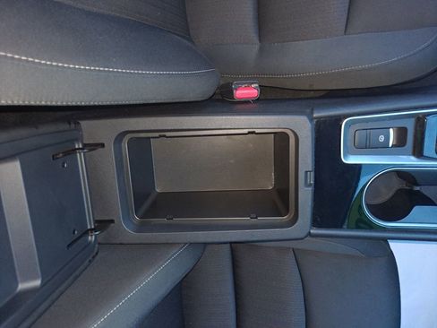 Used 2024 Nissan Altima 2.5 SV image 27