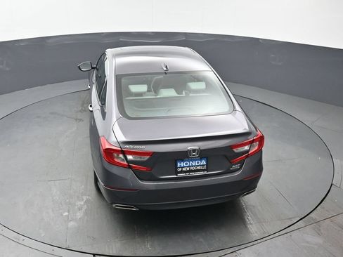 Used 2019 Honda Accord Touring image 39
