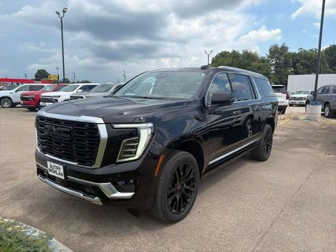 New 2026 GMC Yukon XL Denali AWD/4WD image 2